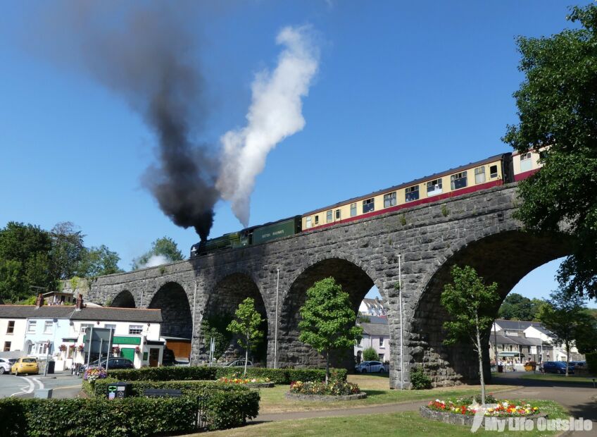 Pembroke Coast Express